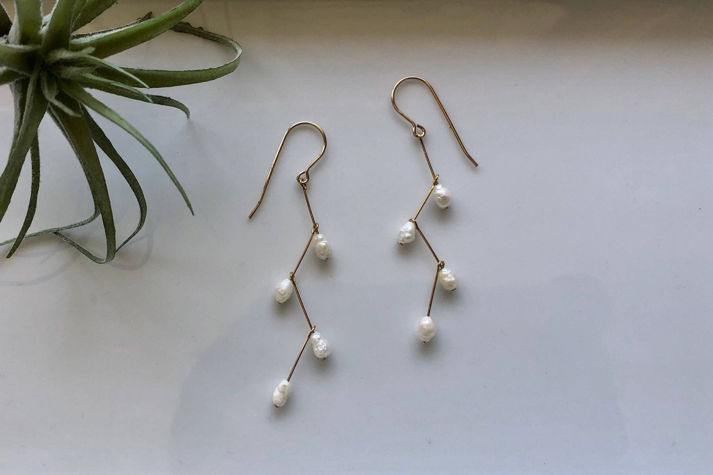 Gold Filled Zig Zag Pearl Earrings: 14k Gold