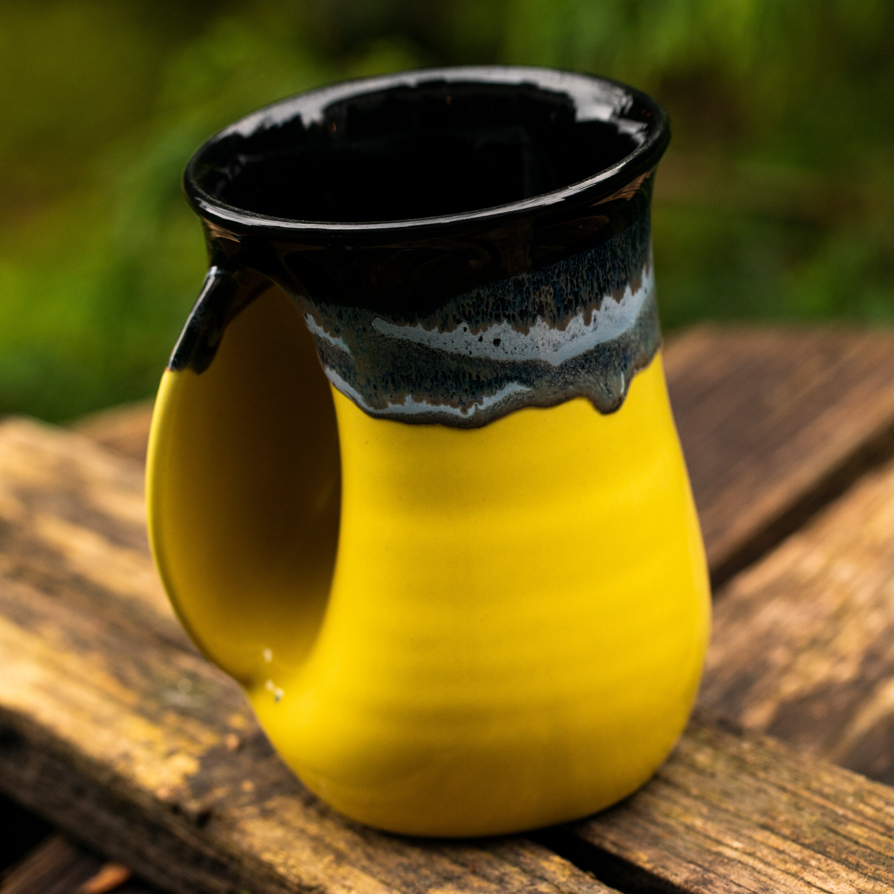 Bumblebee Handwarmer Mug