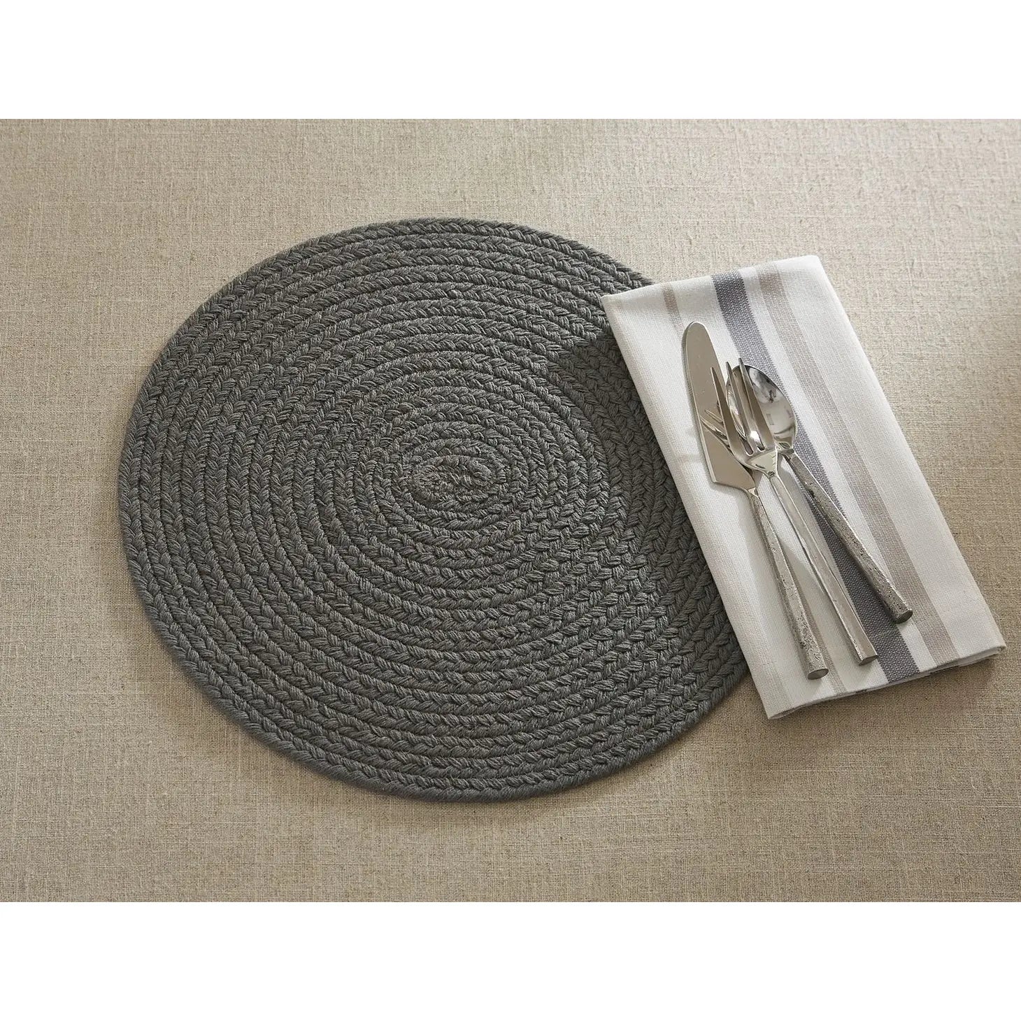 Essex Round Placemat